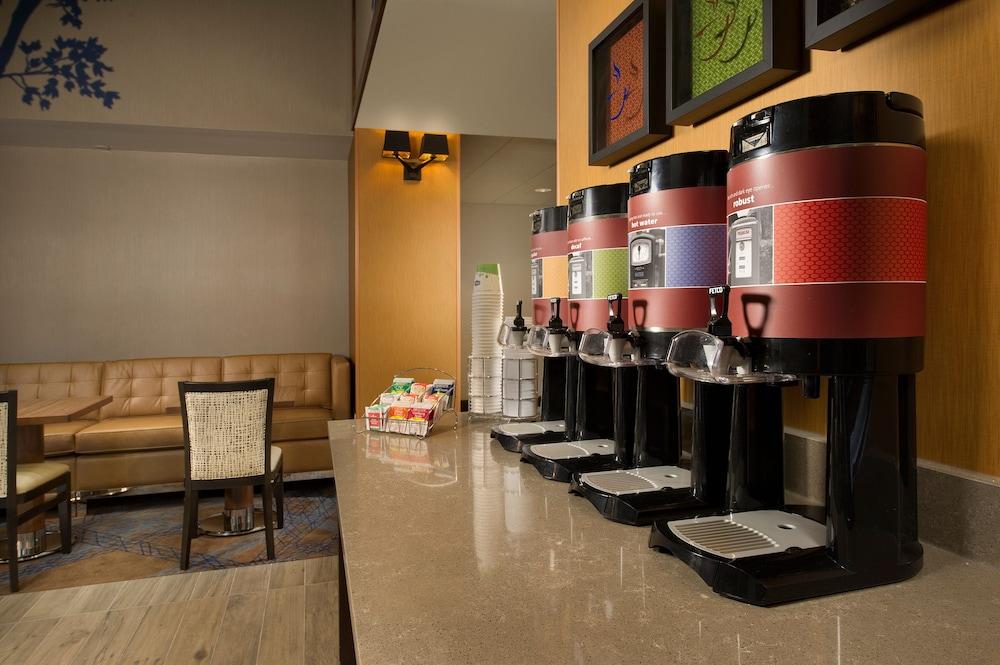 Hampton Inn & Suites Baltimore/Woodlawn Ngoại thất bức ảnh