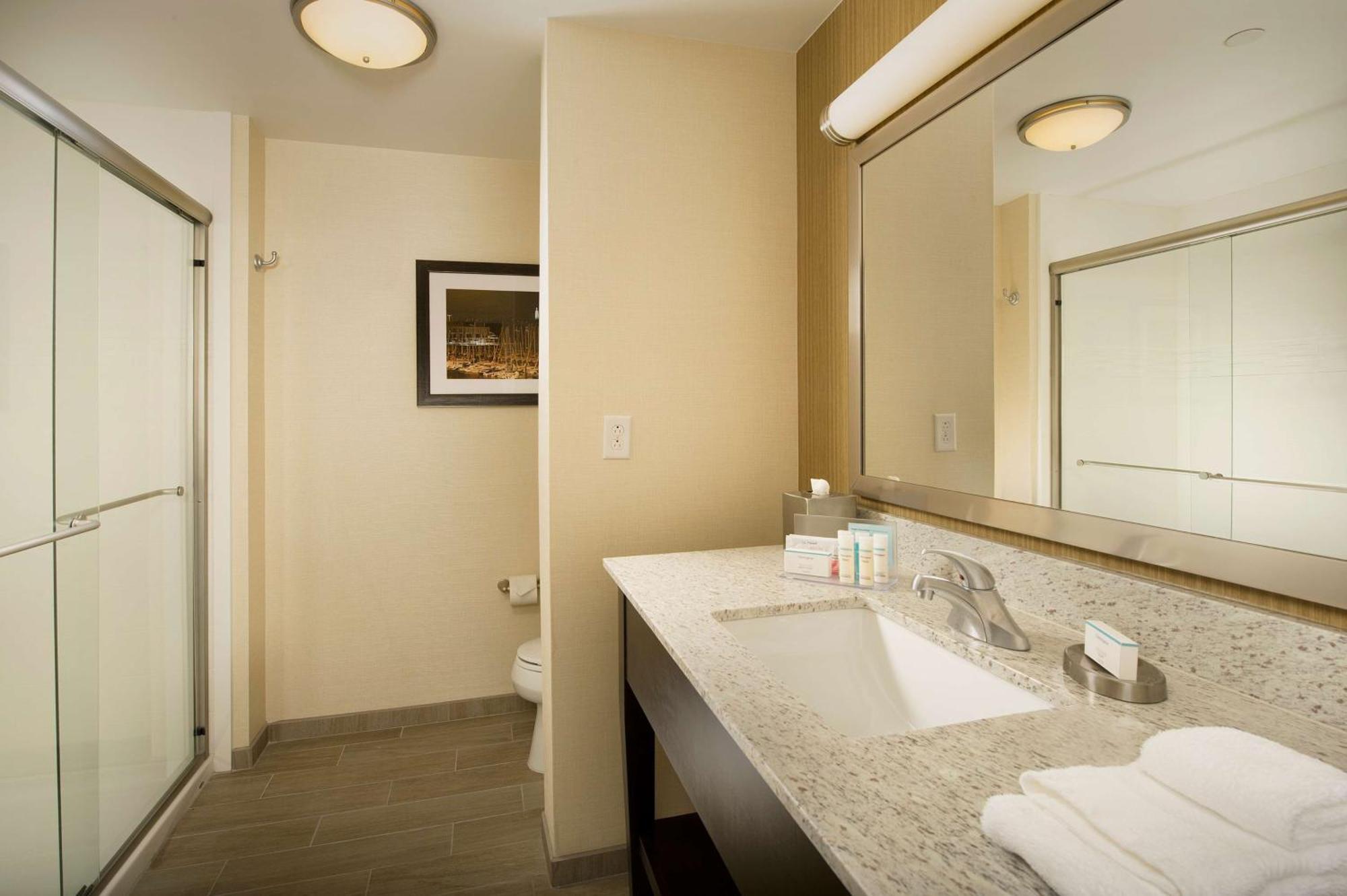 Hampton Inn & Suites Baltimore/Woodlawn Ngoại thất bức ảnh